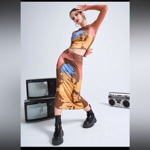 SHEIN ICON 90s Tie Dye Figure Graphic Lettuce Trim Crop Tank Top & Skirt